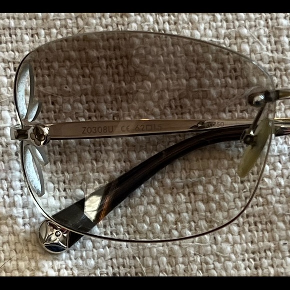 Louis Vuitton Lily Teardrop Sunglasses Z0308U 100% Authentic - Picture 10 of 16